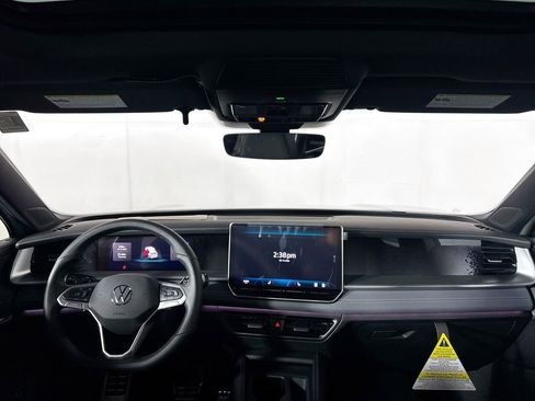 New 2026 Volkswagen Tiguan SE R-Line image 12