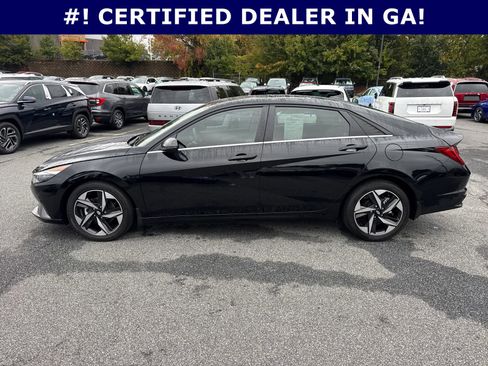 Certified 2023 Hyundai Elantra Limited image 4
