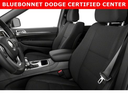 Used 2020 Jeep Grand Cherokee Laredo RWD image 6