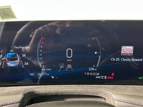 Used 2024 Cadillac XT4 Sport w/ Cold Weather Package image 29