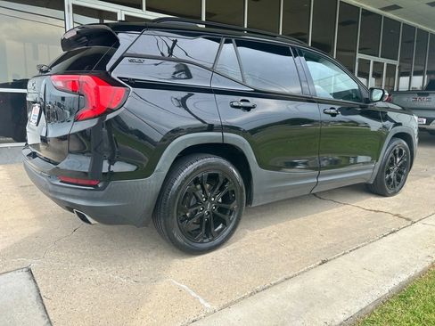 Used 2020 GMC Terrain SLT w/ Preferred Package FWD image 7