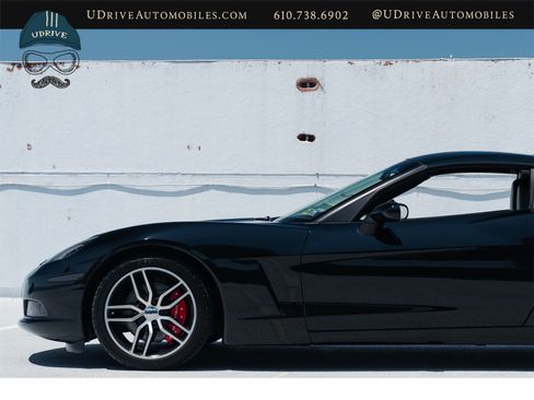 Used 2006 Chevrolet Corvette Coupe w/ Preferred Equipment Group RWD image 9