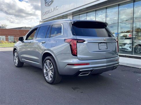 Certified 2024 Cadillac XT6 Premium Luxury w/ Platinum Package image 9