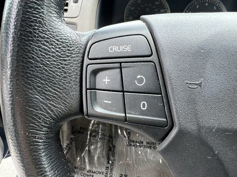 Used 2005 Volvo S40 2.4i image 16