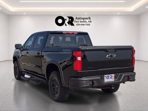 Used 2024 Chevrolet Silverado 1500 ZR2 w/ ZR2 Bison Edition AWD/4WD image 4