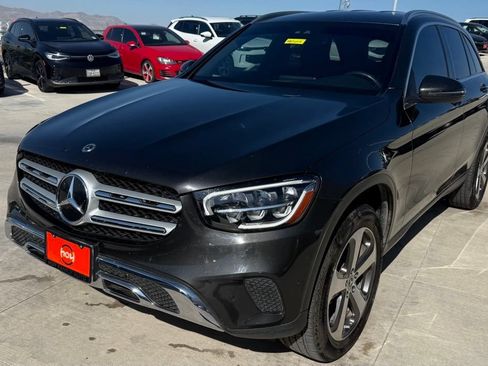 Used 2022 Mercedes-Benz GLC 300 4MATIC image 2
