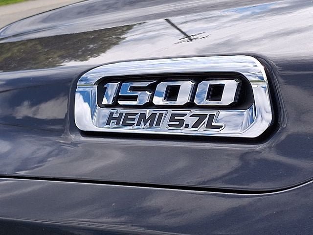 Used 2019 RAM 1500 Big Horn AWD/4WD image 32