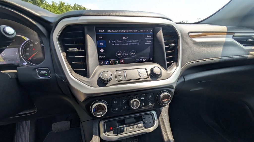 Used 2023 GMC Acadia SLE w/ Driver Convenience Package AWD/4WD image 10