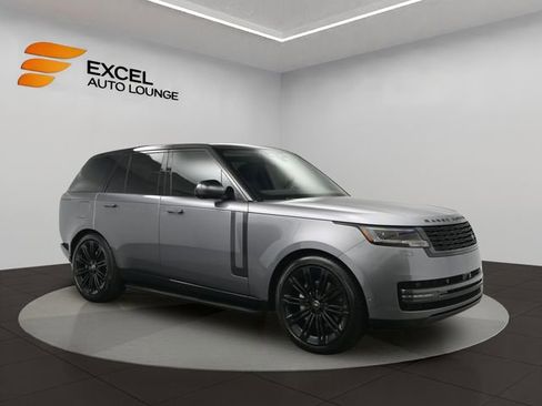 Used 2024 Land Rover Range Rover SE image 7