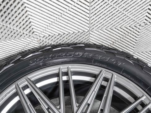 Used 2026 Cadillac Escalade Luxury w/ LPO, Radiant Package image 40