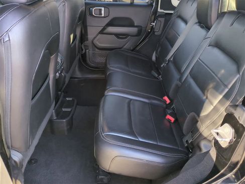 Certified 2019 Jeep Wrangler Unlimited Sahara w/ Quick Order Package 24M Moab image 18