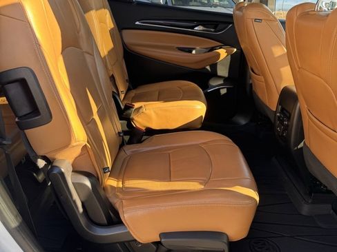 Used 2018 Buick Enclave Premium w/ Experience Buick Package image 12