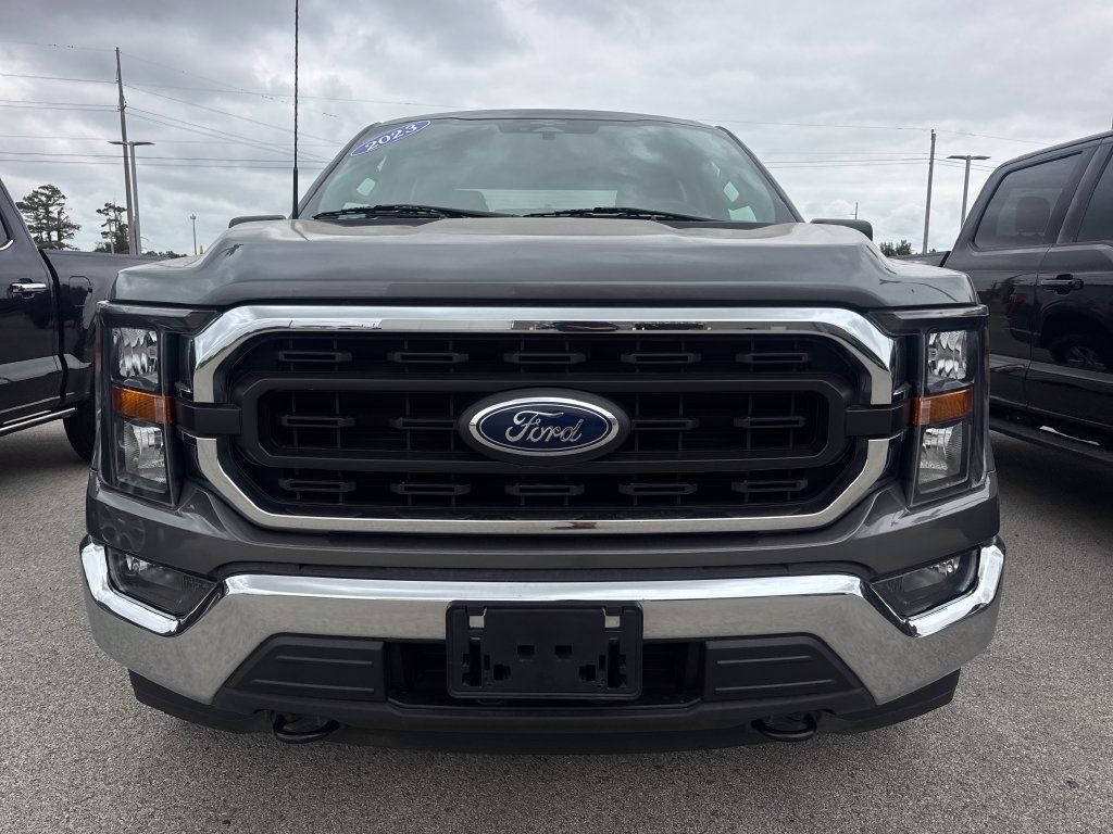 Used 2023 Ford F150 XLT AWD/4WD image 2