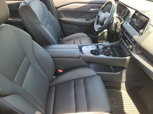New 2026 Nissan Rogue Dark Armor FWD image 10