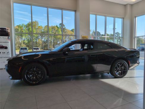 New 2026 Dodge Charger Scat Pack w/ Blacktop Package AWD/4WD image 2