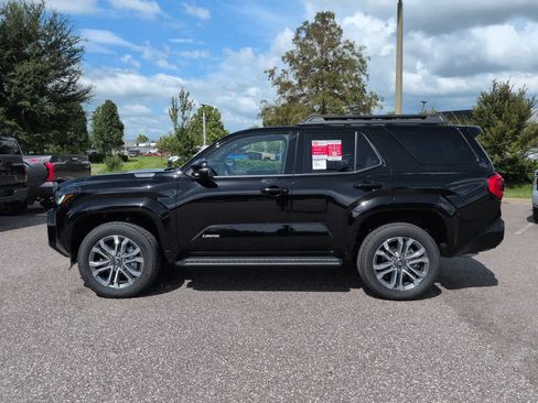 Used 2026 Toyota 4Runner Limited AWD/4WD image 3