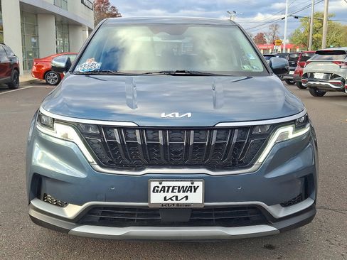 Certified 2023 Kia Carnival EX image 2