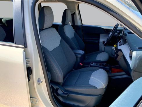 Used 2024 Ford Maverick XLT FWD image 9