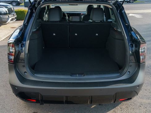 New 2026 Nissan Kicks SR image 8