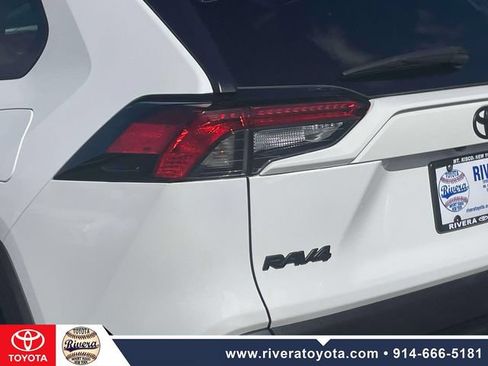 Used 2024 Toyota RAV4 XLE w/ Convenience Package AWD/4WD image 12