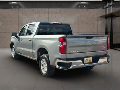 Used 2025 Chevrolet Silverado 1500 LT image 3