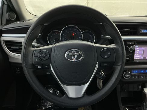 Used 2016 Toyota Corolla FWD image 31