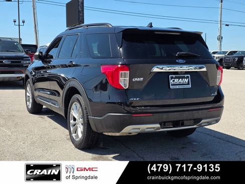 Used 2023 Ford Explorer XLT w/ Equipment Group 202A AWD/4WD image 5