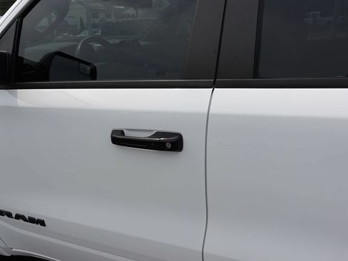 Used 2023 RAM 1500 Limited AWD/4WD image 18