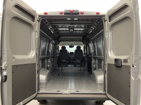 New 2026 RAM ProMaster 2500 w/ Quick Order Package 22G SLT FWD image 6