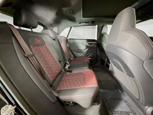 New 2026 Audi RS Q8 performance image 29