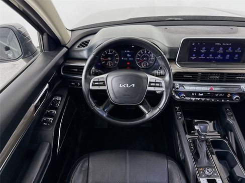 Used 2022 Kia Telluride EX w/ EX Premium Package image 24