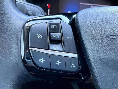 Used 2024 Ford Escape Active AWD/4WD image 17