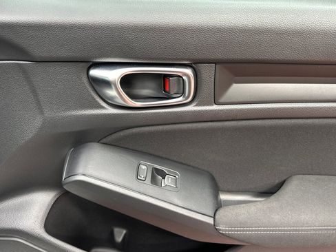 Used 2023 Honda Civic Sport image 21