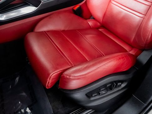 Used 2022 Porsche Cayenne Turbo image 28