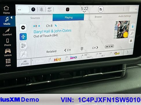 Used 2025 Jeep Wrangler Unlimited Rubicon image 28