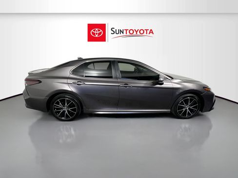 Used 2024 Toyota Camry SE FWD image 2