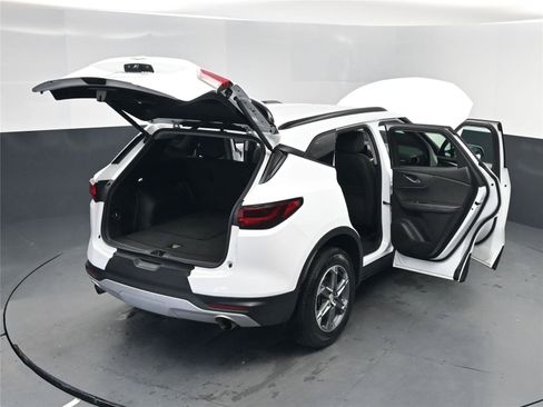 Used 2024 Chevrolet Blazer LT image 26