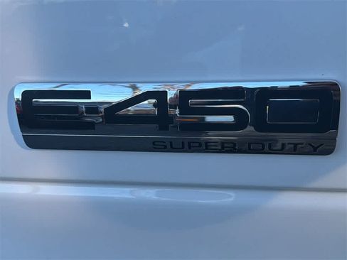 Used 2023 Ford E-450 and Econoline 450 Super Duty w/ Power Windows & Locks Group image 10