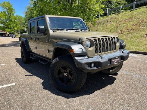 Used 2020 Jeep Gladiator Sport w/ Quick Order Package 24S AWD/4WD image 6