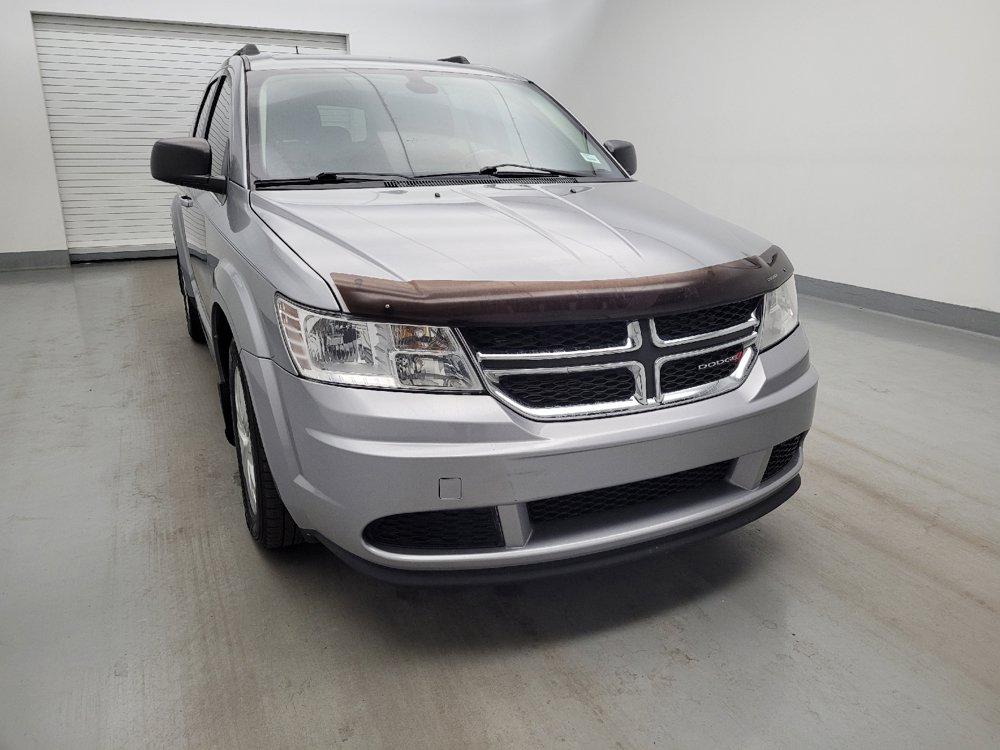 Used 2020 Dodge Journey SE w/ SE Popular Equipment Group FWD image 14