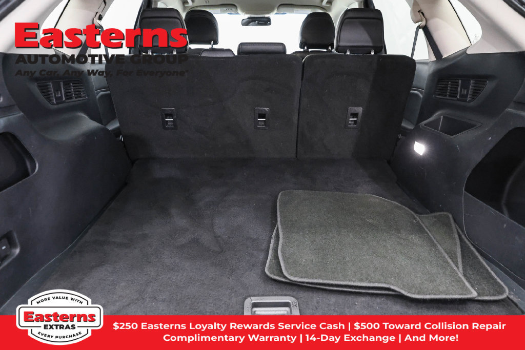 Used 2019 Ford Edge SEL w/ Equipment Group 201A FWD image 10