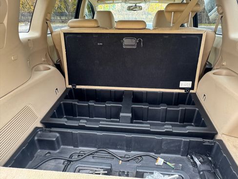 Used 2008 Subaru Tribeca Limited image 18