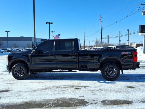Used 2023 Ford F250 Lariat w/ Sport Appearance Package image 4