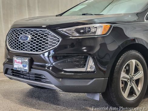 Certified 2024 Ford Edge SEL w/ Convenience Package AWD/4WD image 4