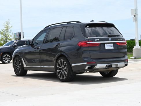 Used 2022 BMW X7 xDrive40i w/ Premium Package AWD/4WD image 7