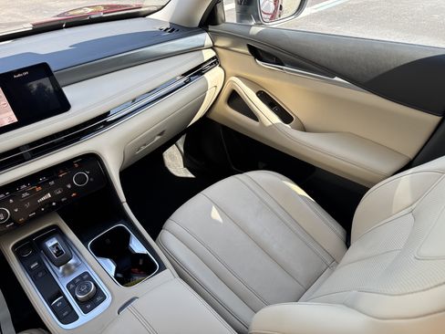 Certified 2023 INFINITI QX60 Luxe w/ Cargo Package FWD image 11
