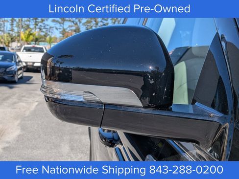 Certified 2025 Lincoln Navigator Reserve image 13