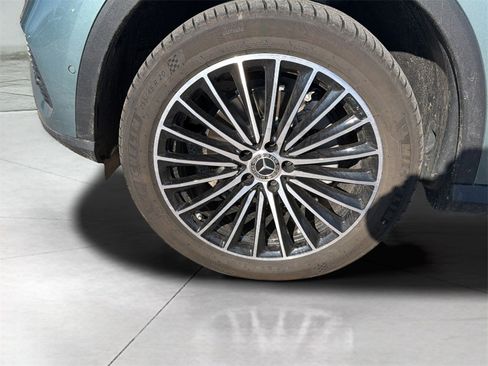 Certified 2025 Mercedes-Benz GLC 300 GLC 300 image 9