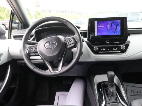 Used 2024 Toyota Corolla SE FWD image 18
