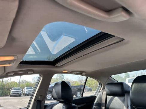 Used 2013 INFINITI G37 x w/ Premium Pkg image 5